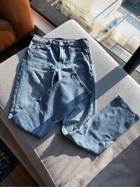 GAP ‘90s Straight High Rise Jeans